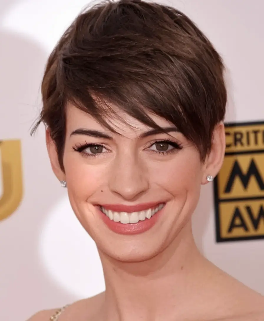 Fall 2025 Haircuts and Hair Color for Women Over 40 That Will Inspire Your Next Look