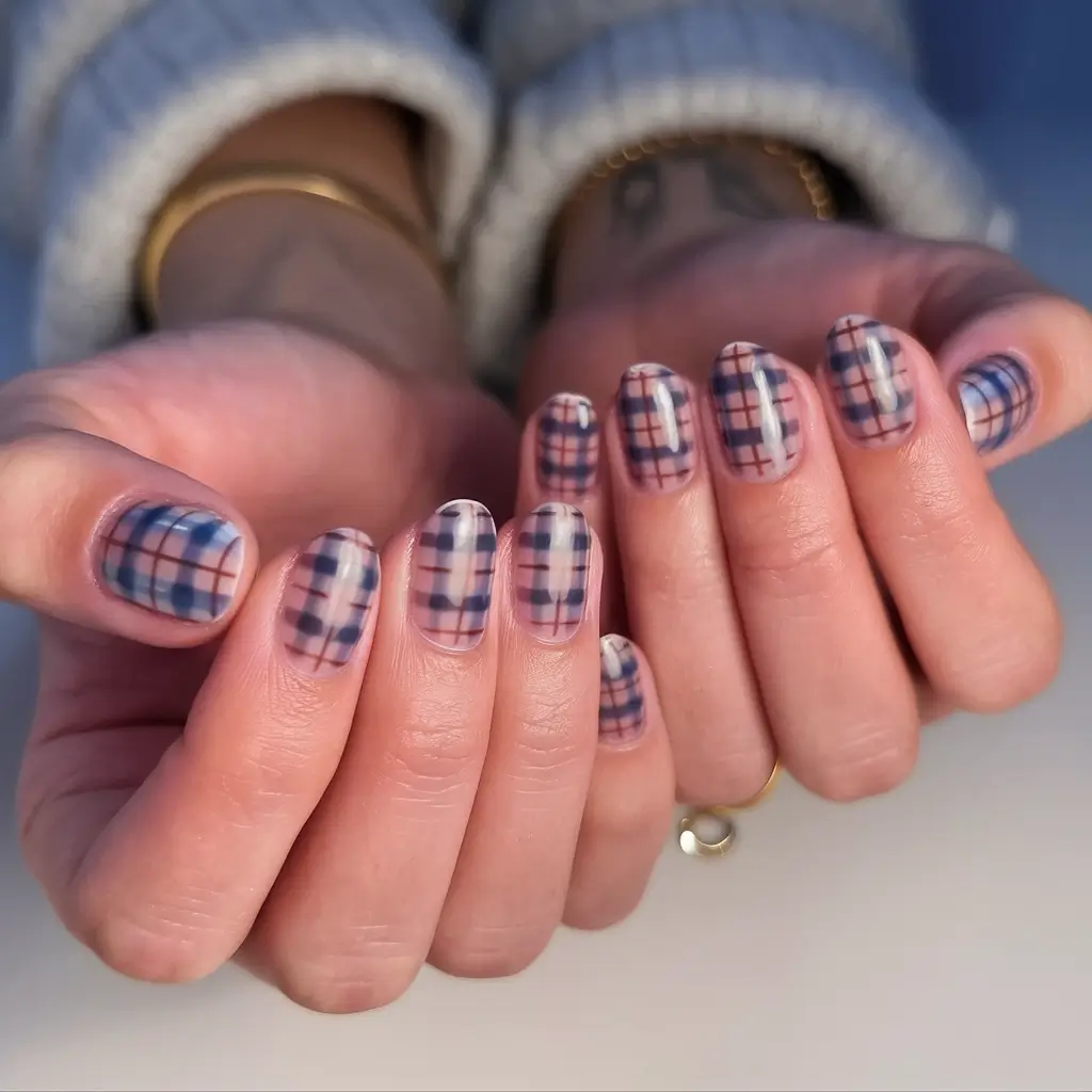 27 Inspiring Fall Nails Art Ideas 2025 That’ll Make You Want to Book Your Next Manicure