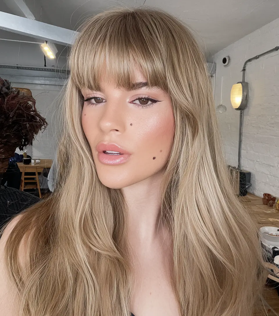 26 Gorgeous Fall Haircuts for Oval Faces to Try in 2025