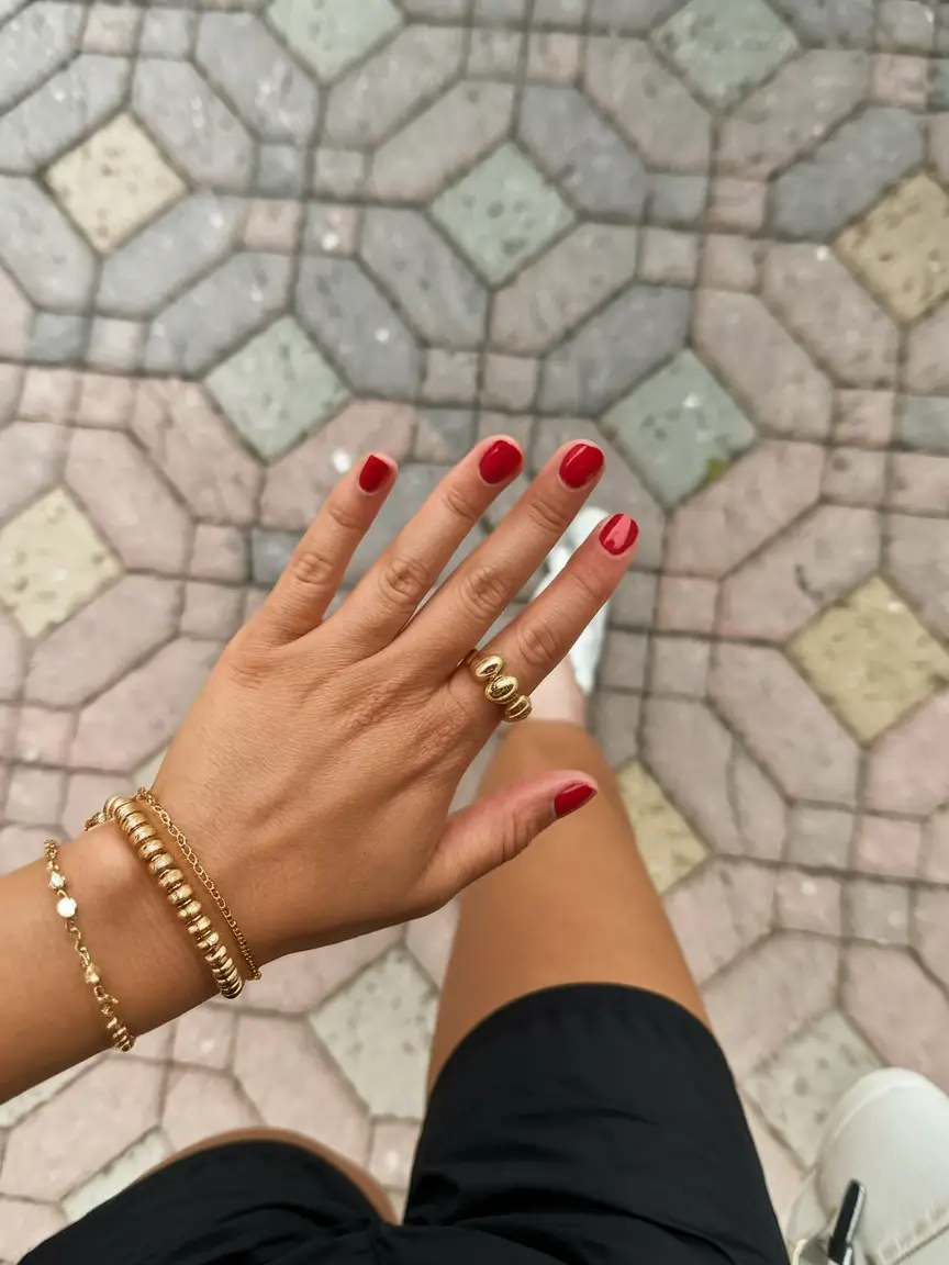Autumn Nails Color 2025: Trendy Fall Shades and Manicure Ideas for Every Style