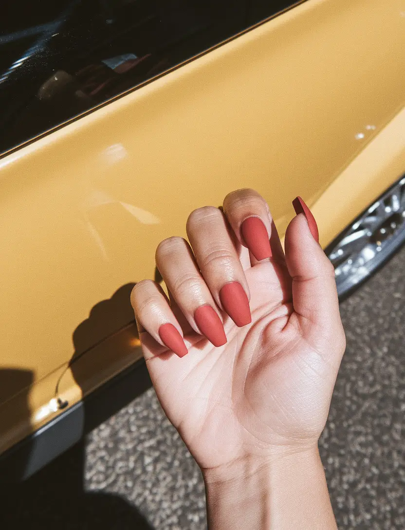 Autumn Nails Color 2025: Trendy Fall Shades and Manicure Ideas for Every Style