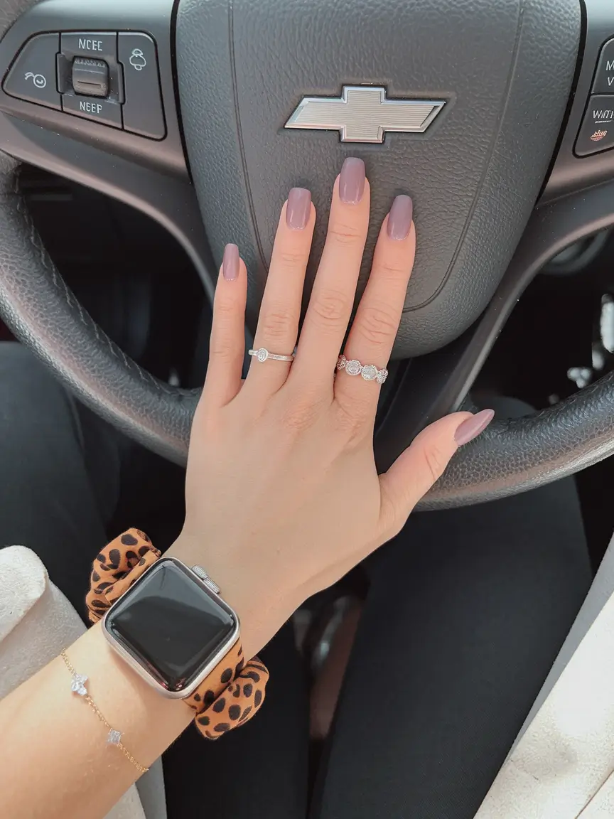 Autumn Nails Color 2025: Trendy Fall Shades and Manicure Ideas for Every Style