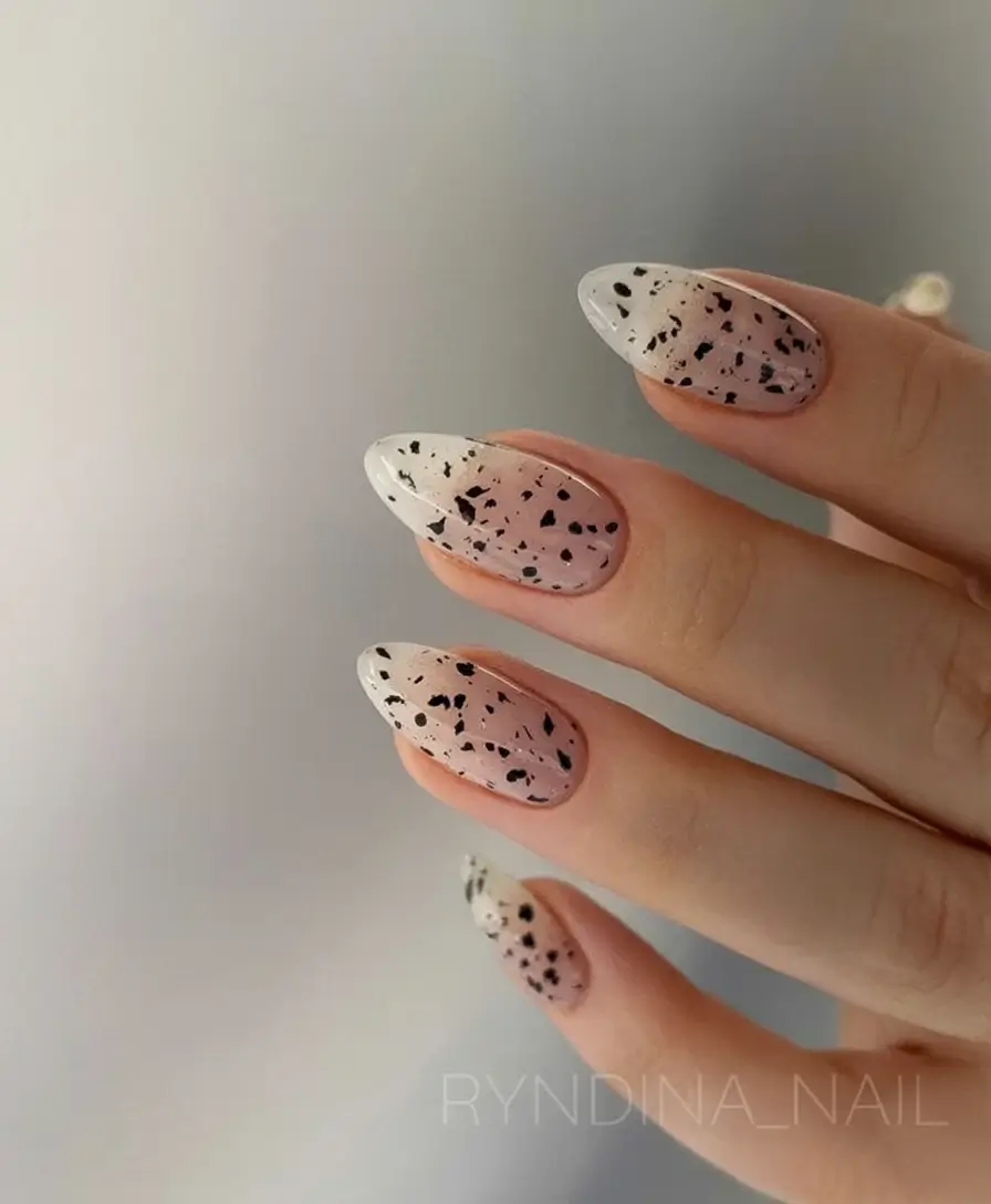 Black Fall Nails 2025: 27 Inspiring Designs for Almond, Square & Short Nails This Season