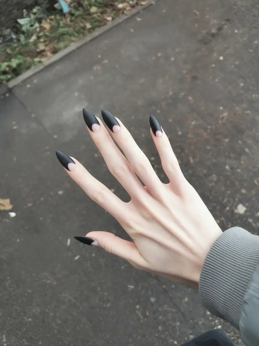 Black Fall Nails 2025: 27 Inspiring Designs for Almond, Square & Short Nails This Season