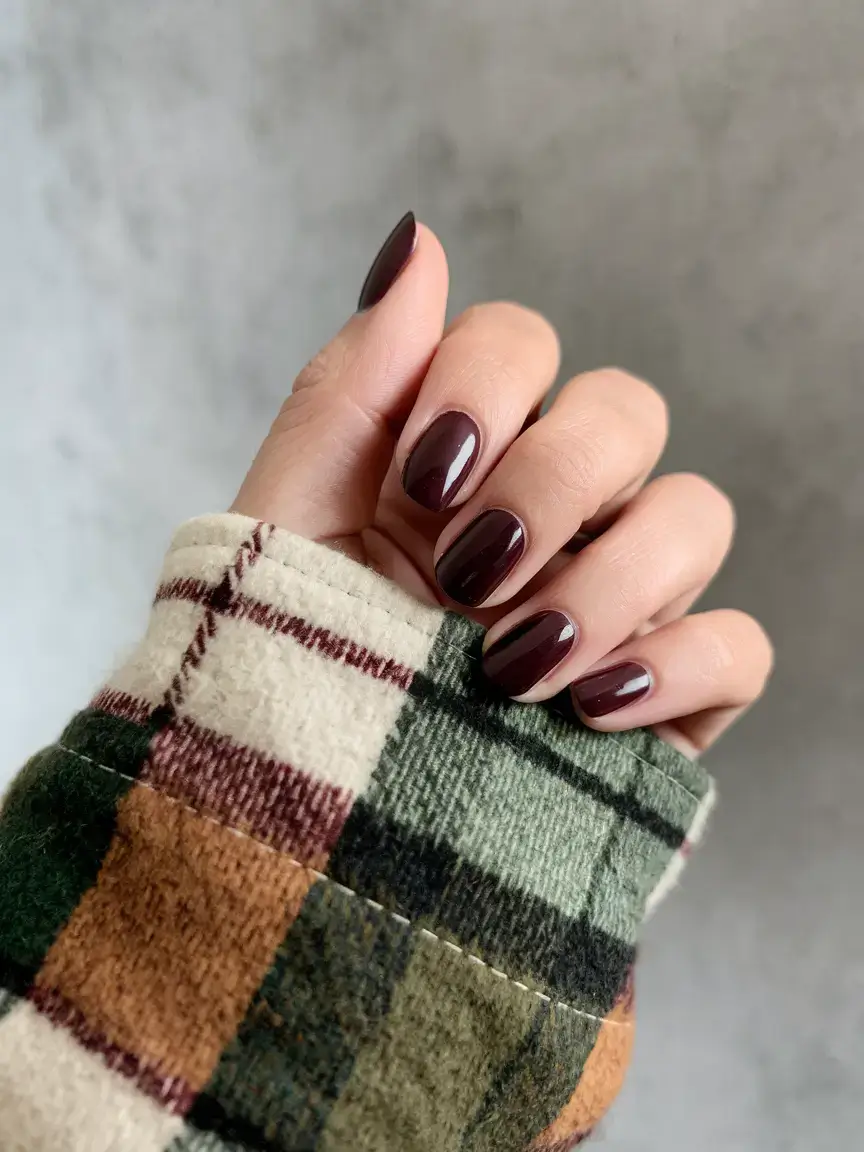 Fall 2025 Nail Color Ideas for Women Over 40: Chic & Timeless Manicure Trends