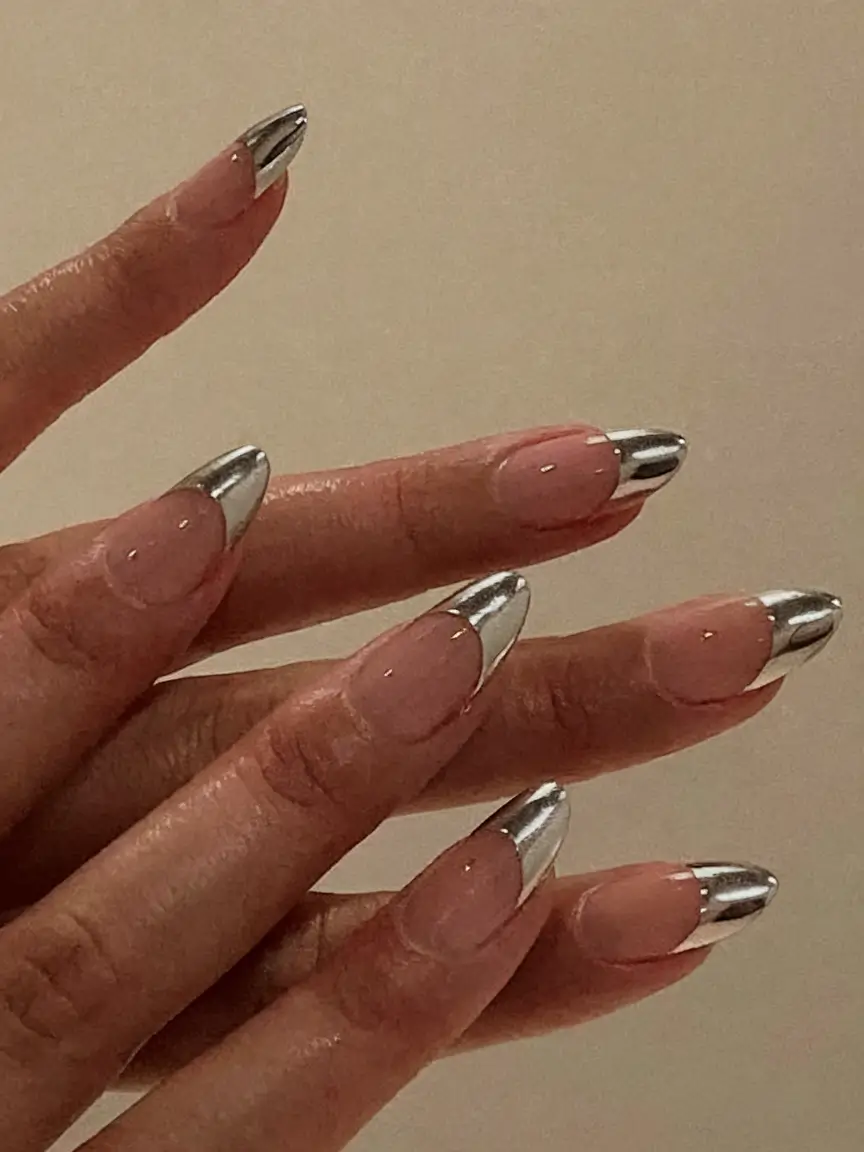 Fall 2025 Nail Trends: 28 Fresh Designs for Almond, Short, Square & Coffin Nails