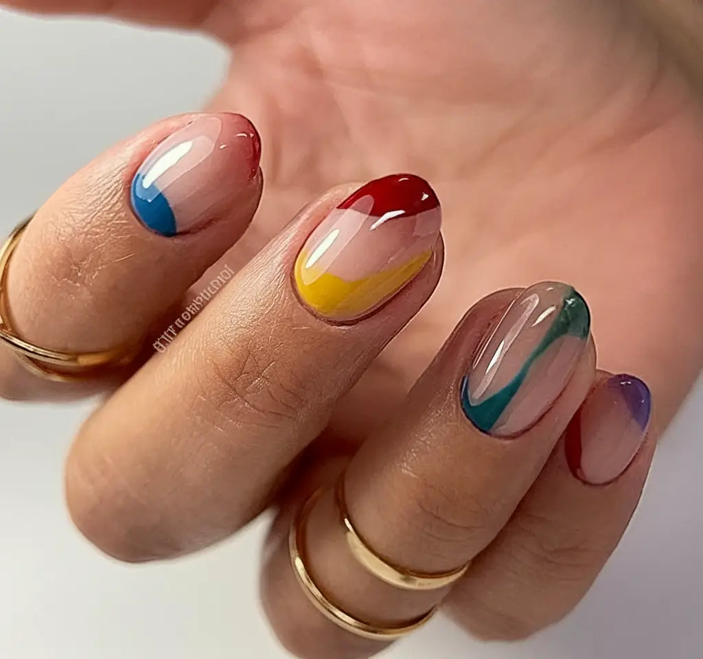 Fall 2025 Nail Trends: 28 Fresh Designs for Almond, Short, Square & Coffin Nails