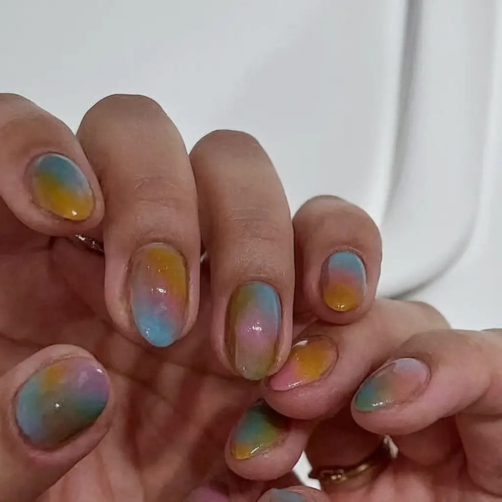 Fall 2025 Nail Trends: 28 Fresh Designs for Almond, Short, Square & Coffin Nails