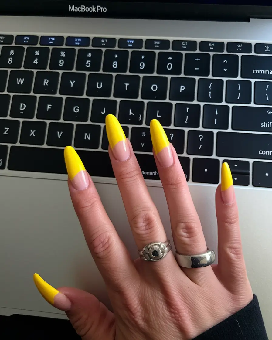 Fall Acrylic Nails: Short and Long Ideas 2025 — Stylish Almond, Square & Coffin Shapes for Autumn
