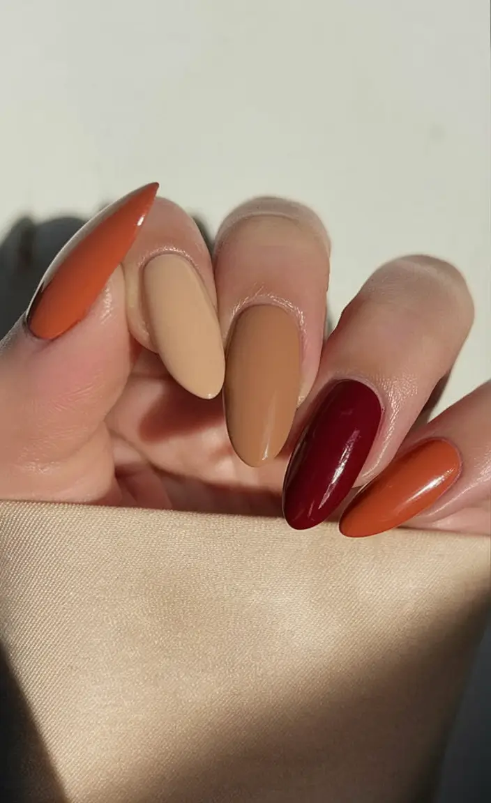 Fall Almond Nails 2025: 28+ Trendy Designs for Every Mood and Skin Tone