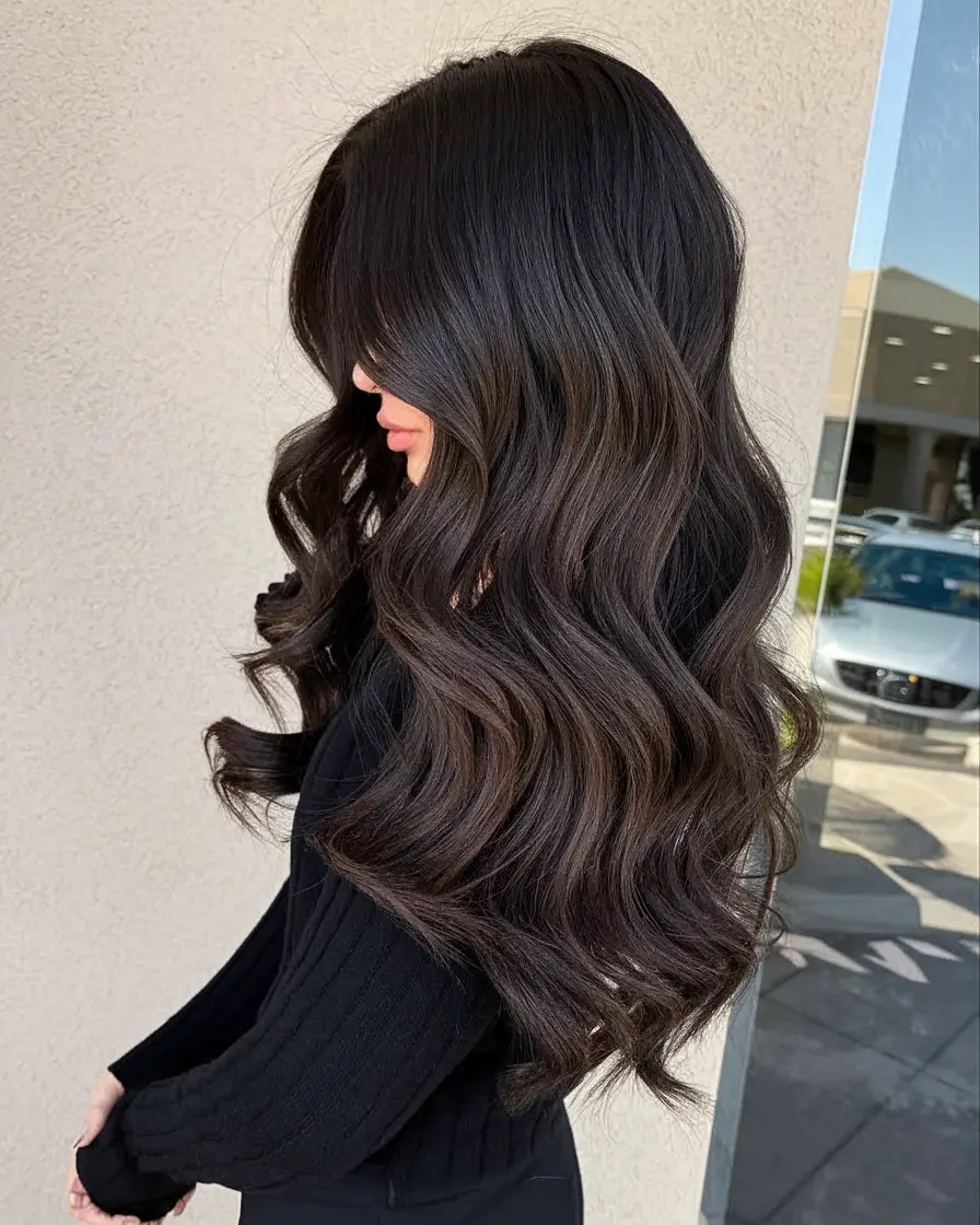 Fall Brunette Hair Color Ideas 2025: The Most Stunning Shades to Try This Season