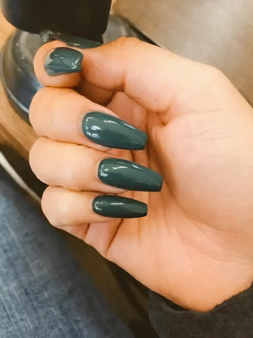 Fall Gel Nails Designs 2025: Trendy Autumn Colors and Stylish Ideas