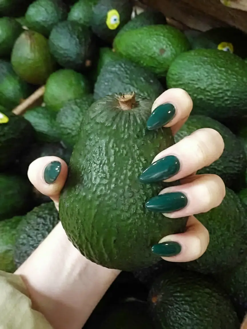 Fall Gel Nails Designs 2025: Trendy Autumn Colors and Stylish Ideas