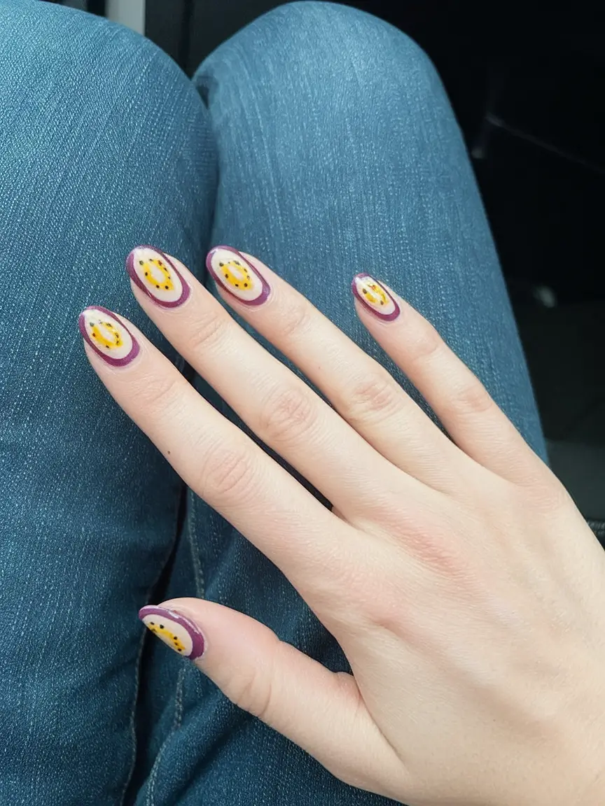 Fall Nails Oval Shape 2025: 27 Trendy Designs for a Cozy, Stylish Season