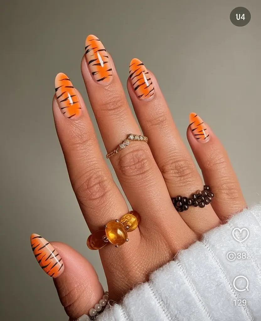 Fall Nails Oval Shape 2025: 27 Trendy Designs for a Cozy, Stylish Season