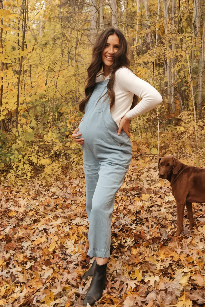 Fall Outfits for Pregnant Women 2025: Stylish, Comfortable & Trendy Looks