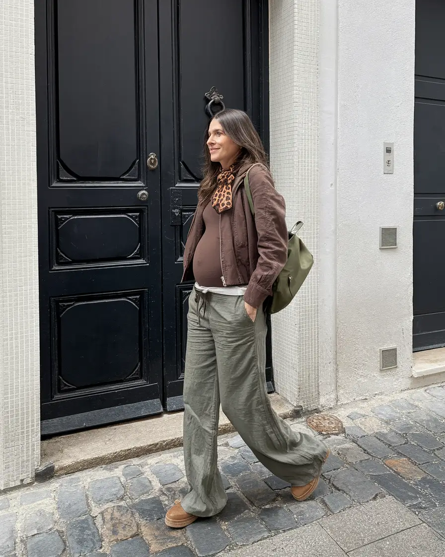 Fall Outfits for Pregnant Women 2025: Stylish, Comfortable & Trendy Looks