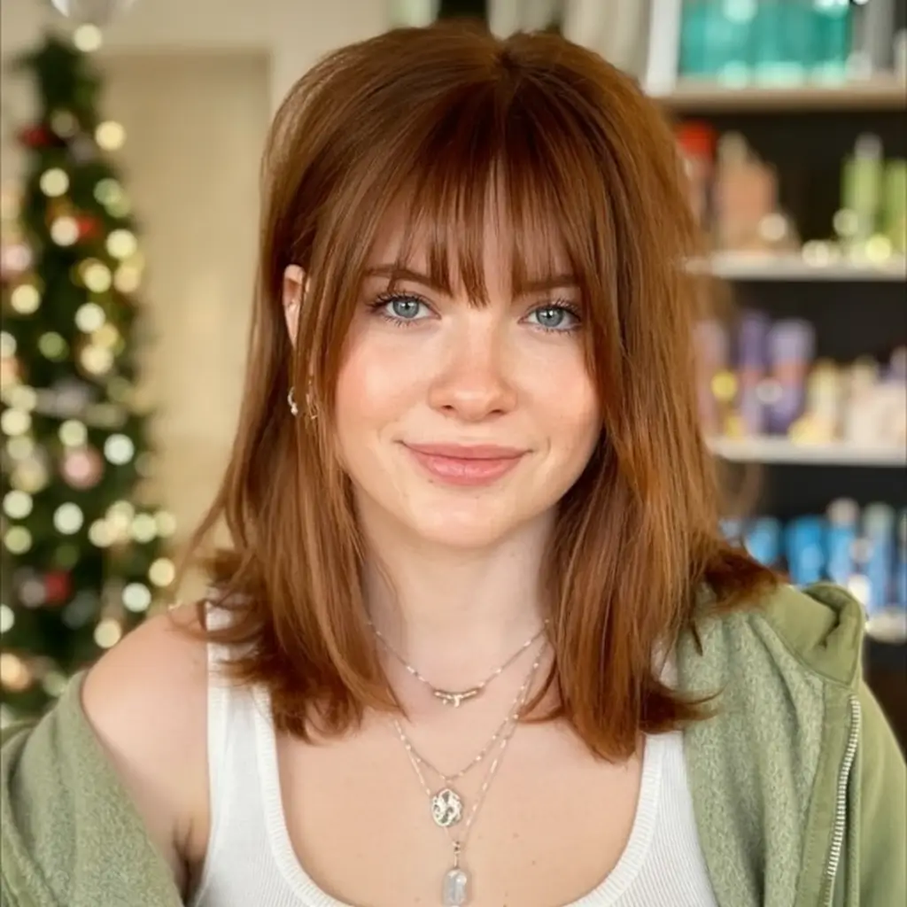 Medium-Length Haircut for Fall 2025: 26+ Fresh & Chic Mid-Length Looks to Try Now