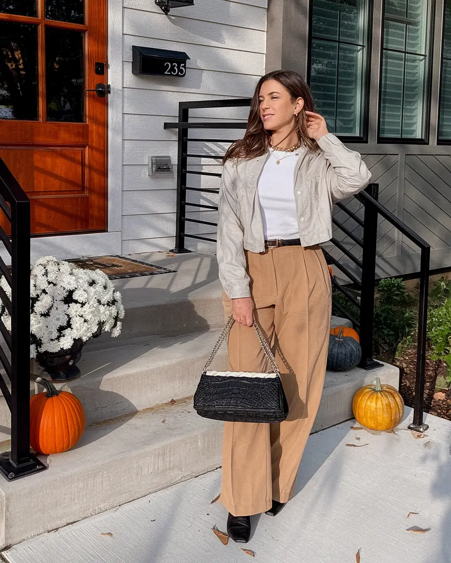 29 Stylish Midsize Fall Outfits Ideas for 2025 You’ll Want to Copy