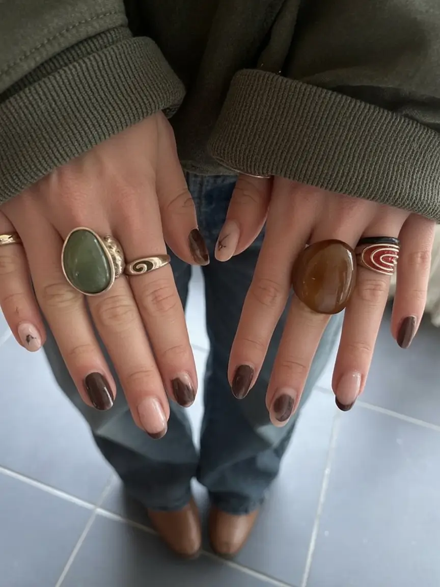 Brown Fall Nails 2025: Stylish Designs, Shapes & Ideas for Cozy Season