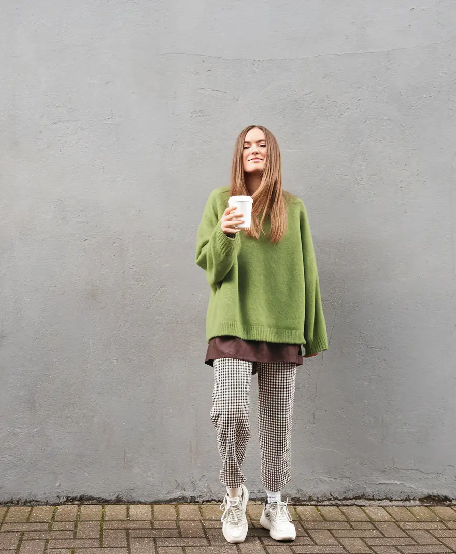 Cozy Outfits to Wear in October 2025: Stylish & Comfortable Fall Looks