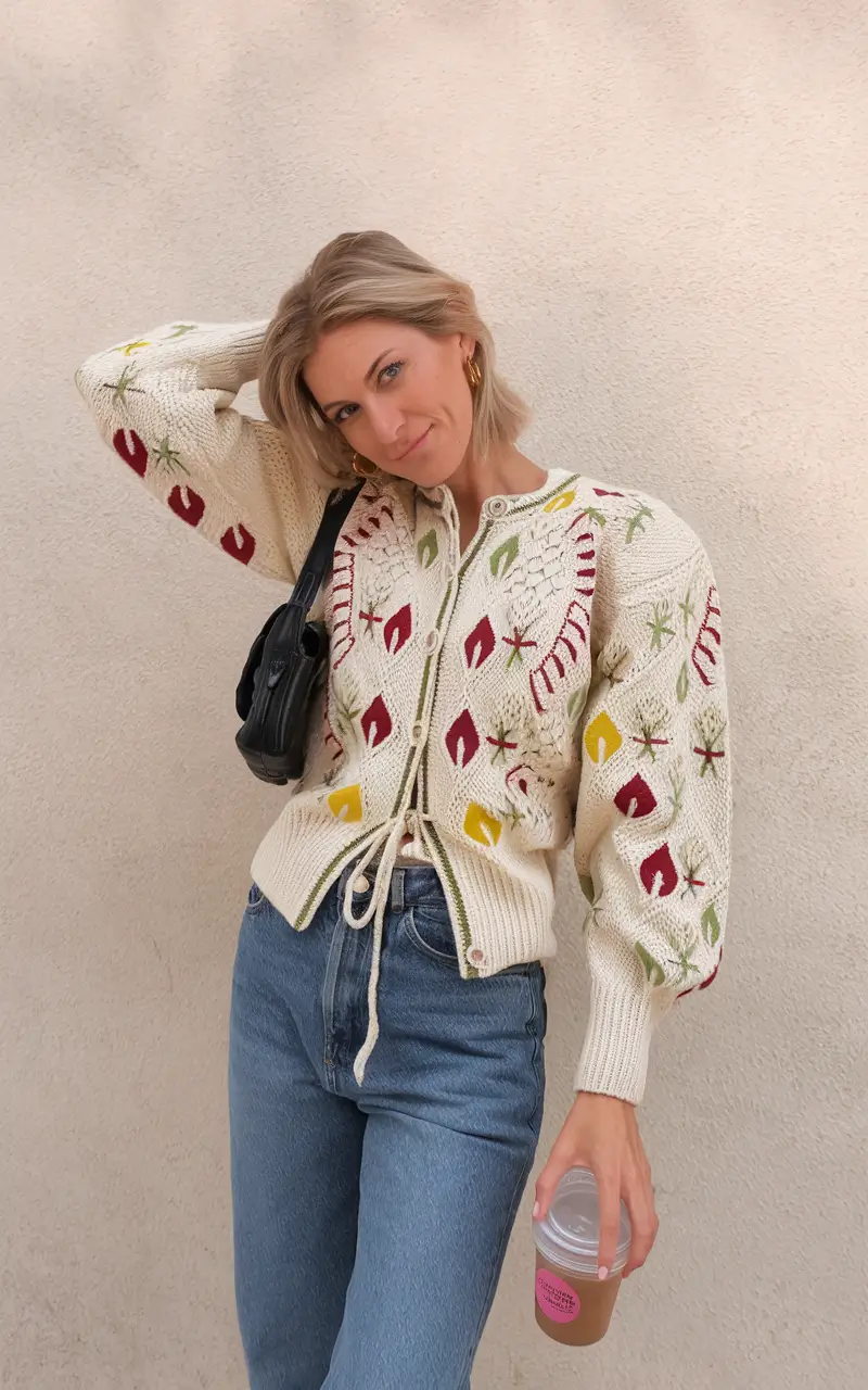 Cozy Outfits to Wear in October 2025: Stylish & Comfortable Fall Looks