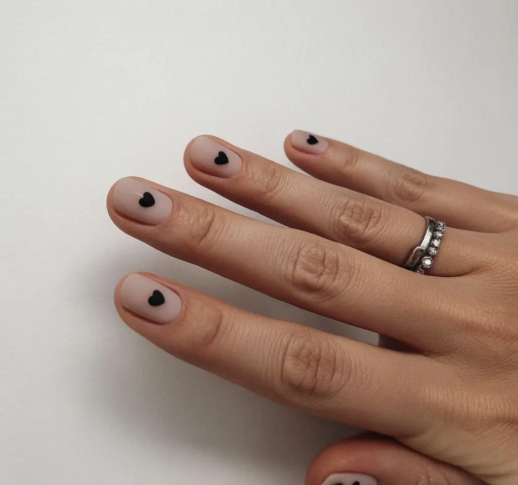 Cute and Fun Fall Nails 2025: Trendy Ideas for Short, Almond, and Acrylic Styles