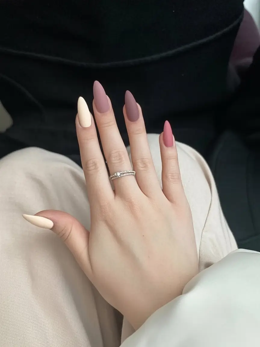 Fall Matte Nails 2025: Cozy Autumn Colors and Trendy Design Ideas