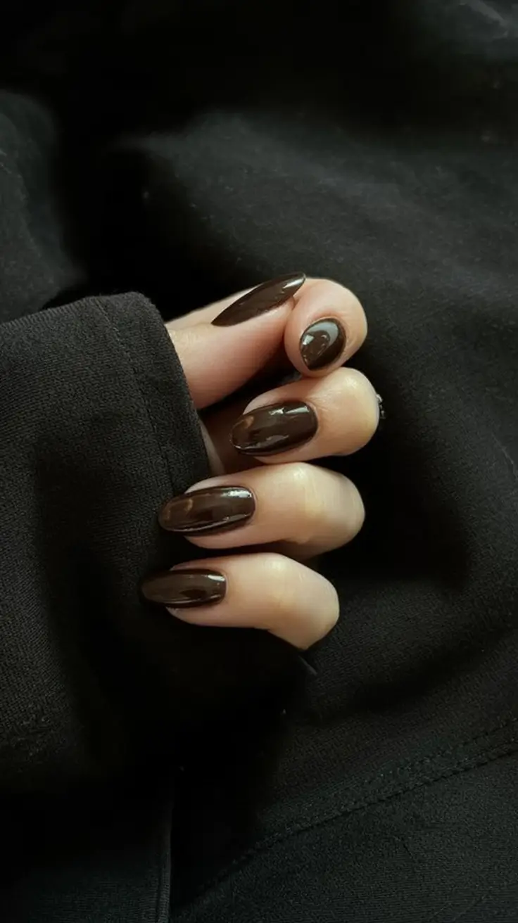 Fall Nail Design for October 2025: 27 Trendy & Classy Ideas for the Season