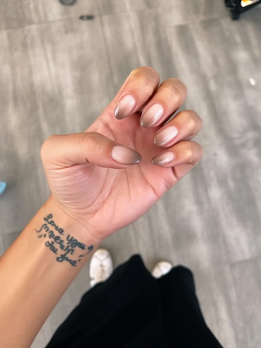 Fall Nails 2025 Color Trends: Stunning Almond, Short & Red Designs for Autumn