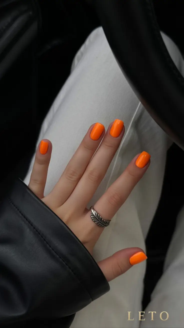 Fall Nails 2025 Color Trends: Stunning Almond, Short & Red Designs for Autumn
