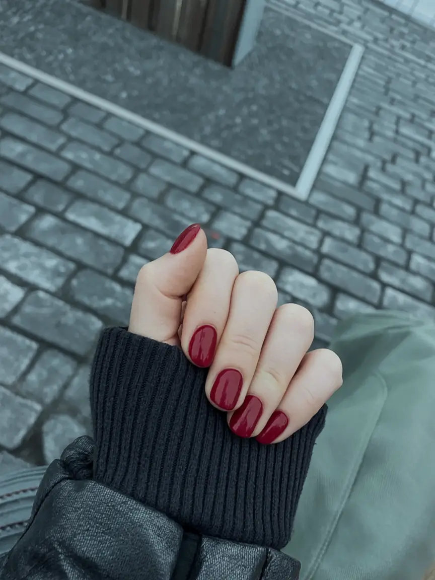 Fall Season Nails Ideas 2025: Trendy Manicure Colors and Designs for Autumn