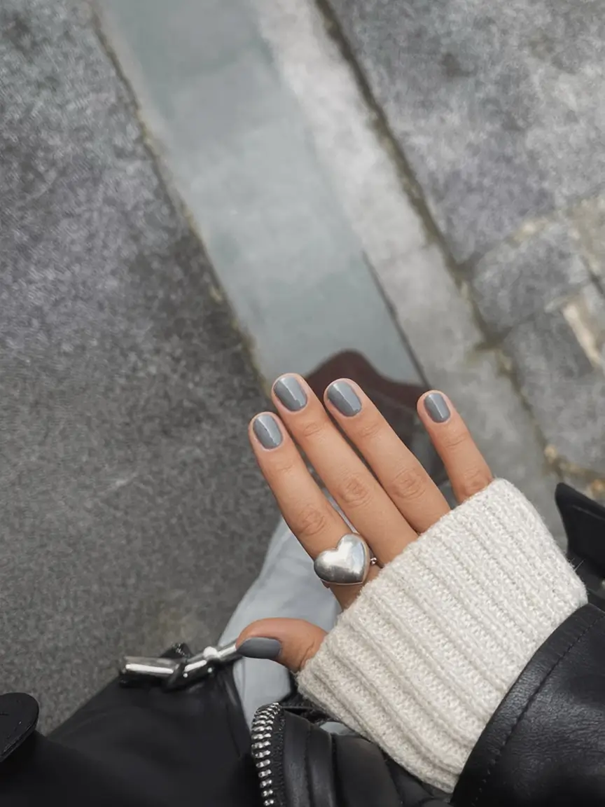 Fall Season Nails Ideas 2025: Trendy Manicure Colors and Designs for Autumn