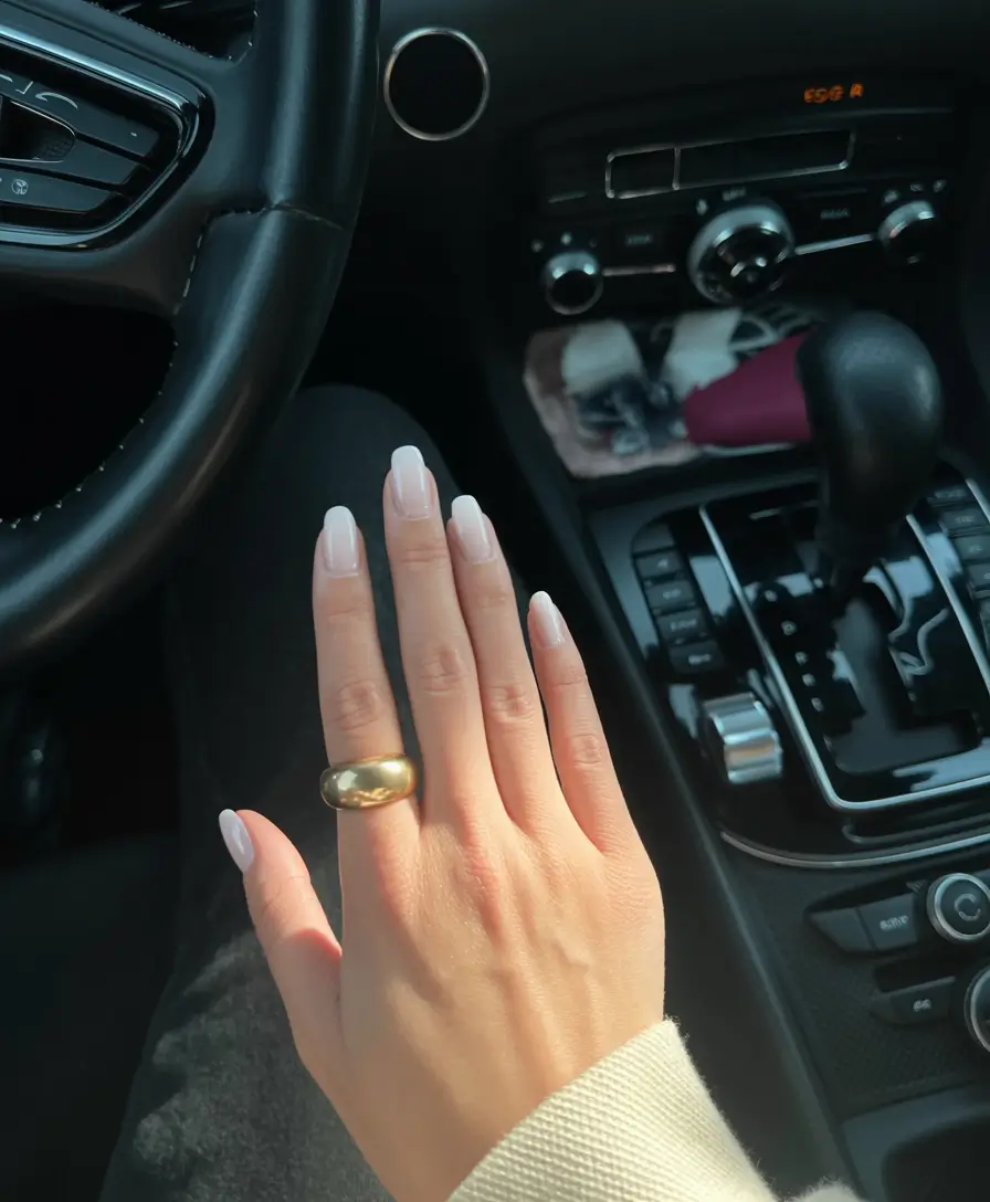 Fall Season Nails Ideas 2025: Trendy Manicure Colors and Designs for Autumn