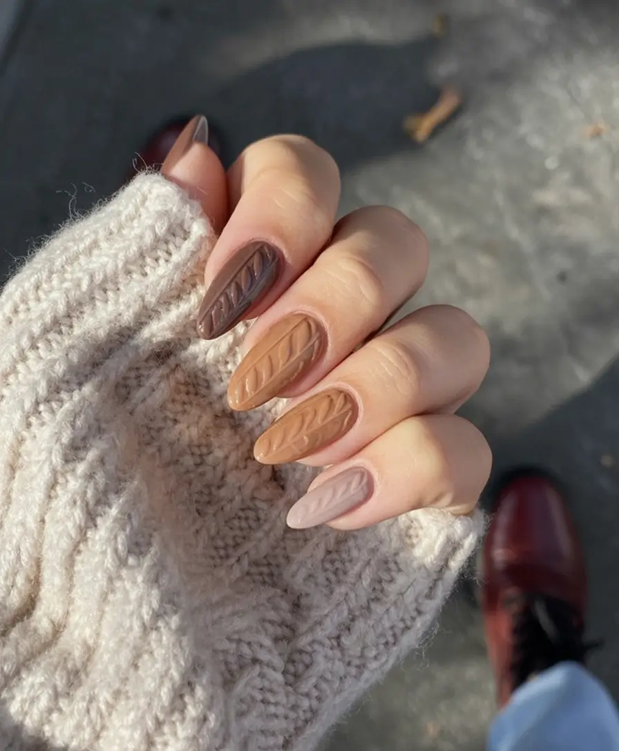 Fall Sweater Nails 2025: Cozy & Trendy Manicure Ideas for Autumn