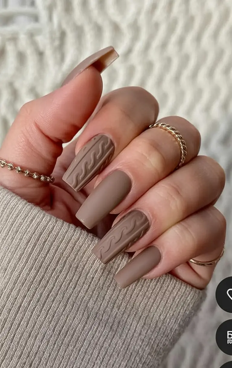 Fall Sweater Nails 2025: Cozy & Trendy Manicure Ideas for Autumn