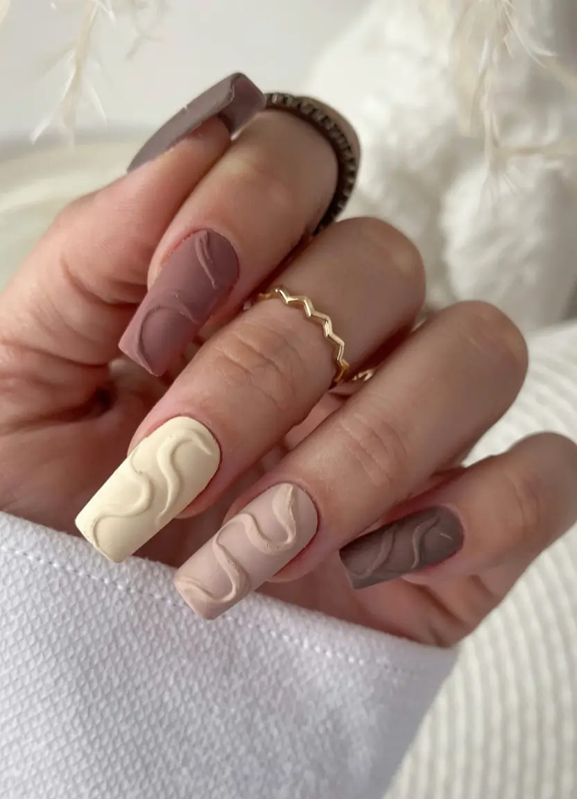 Fall Sweater Nails 2025: Cozy & Trendy Manicure Ideas for Autumn