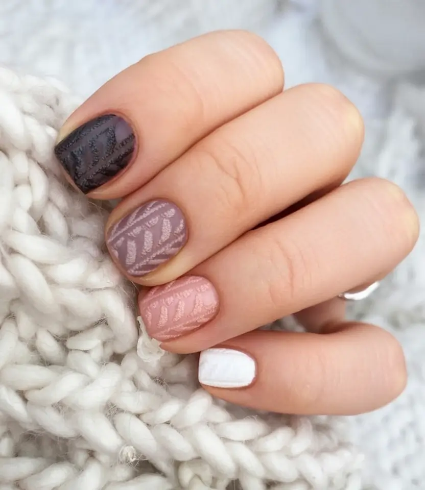 Fall Sweater Nails 2025: Cozy & Trendy Manicure Ideas for Autumn