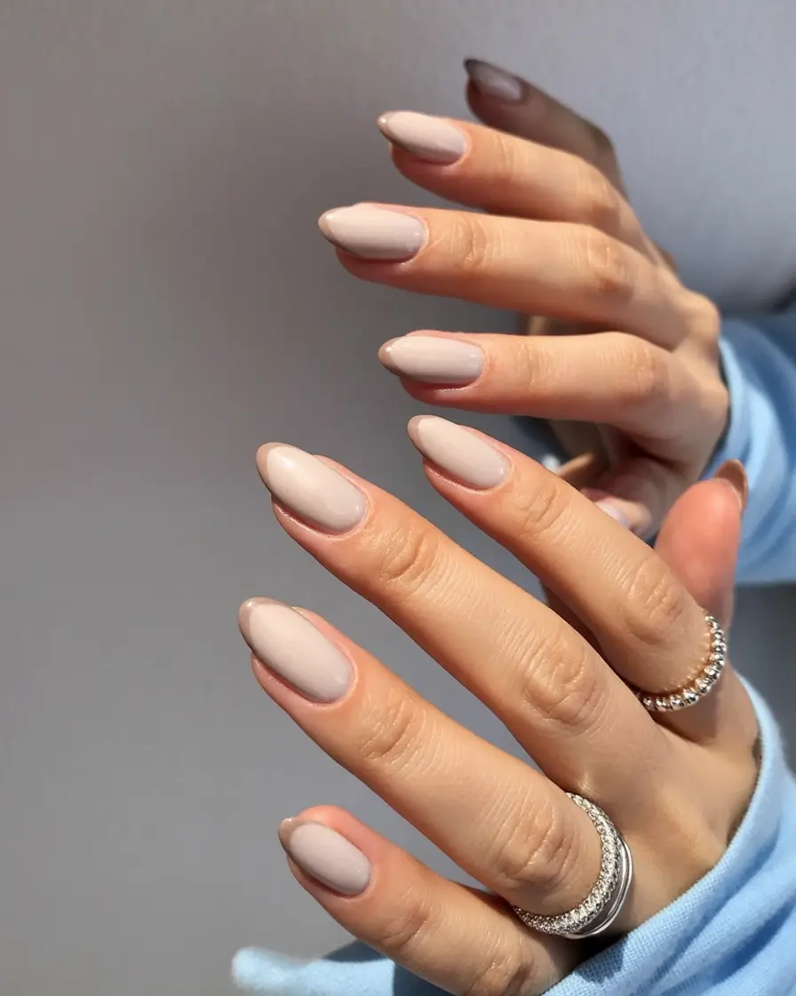 Neutral Fall Nails 2025: 27 Chic Ideas from Almond to Acrylic for Cozy Season