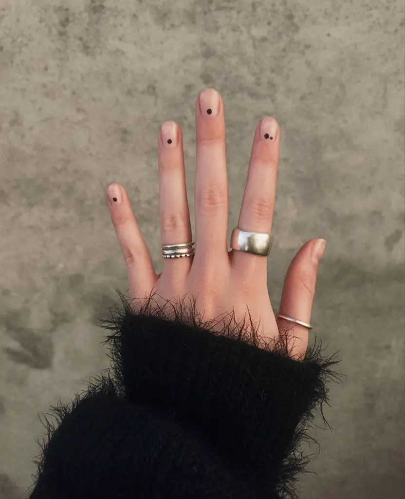 Short Fall Nails Trends 2025: Stylish and Chic Manicure Ideas for the Season