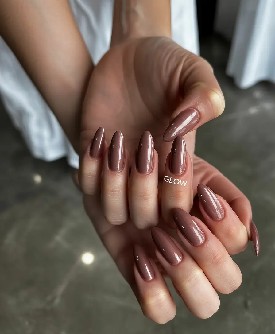 Subtle Fall Nails 2025: Trendy and Elegant Designs for the New Season