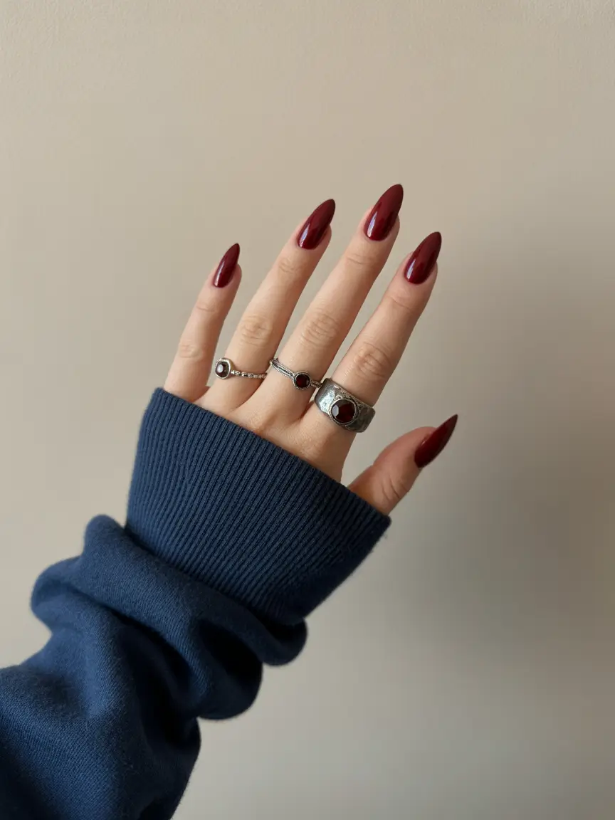 November Nails Ideas 2025: Trendy Colors, Shapes & Designs for Fall