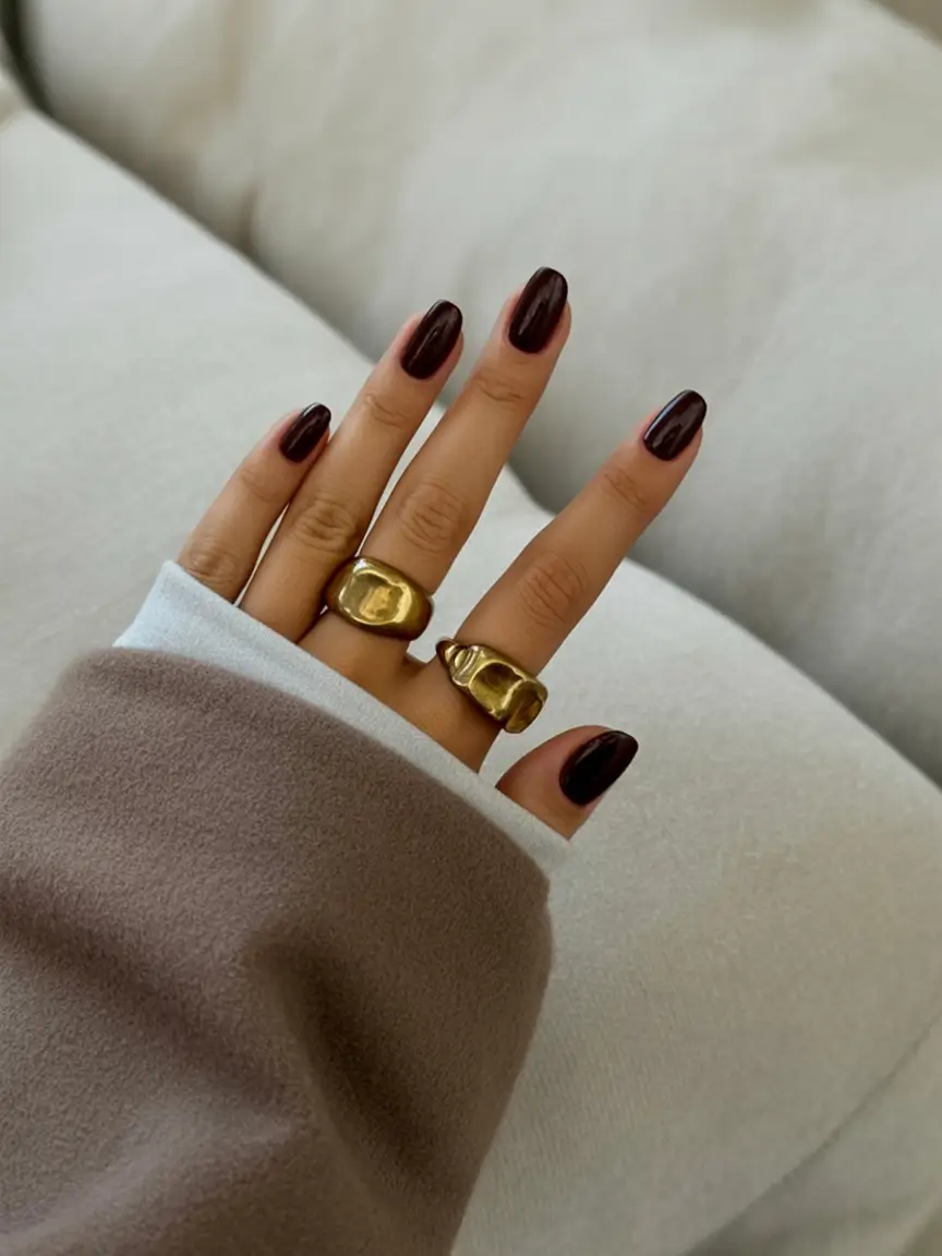 November Nails Colour Ideas 2025: Trendy Shades and Designs for the Season