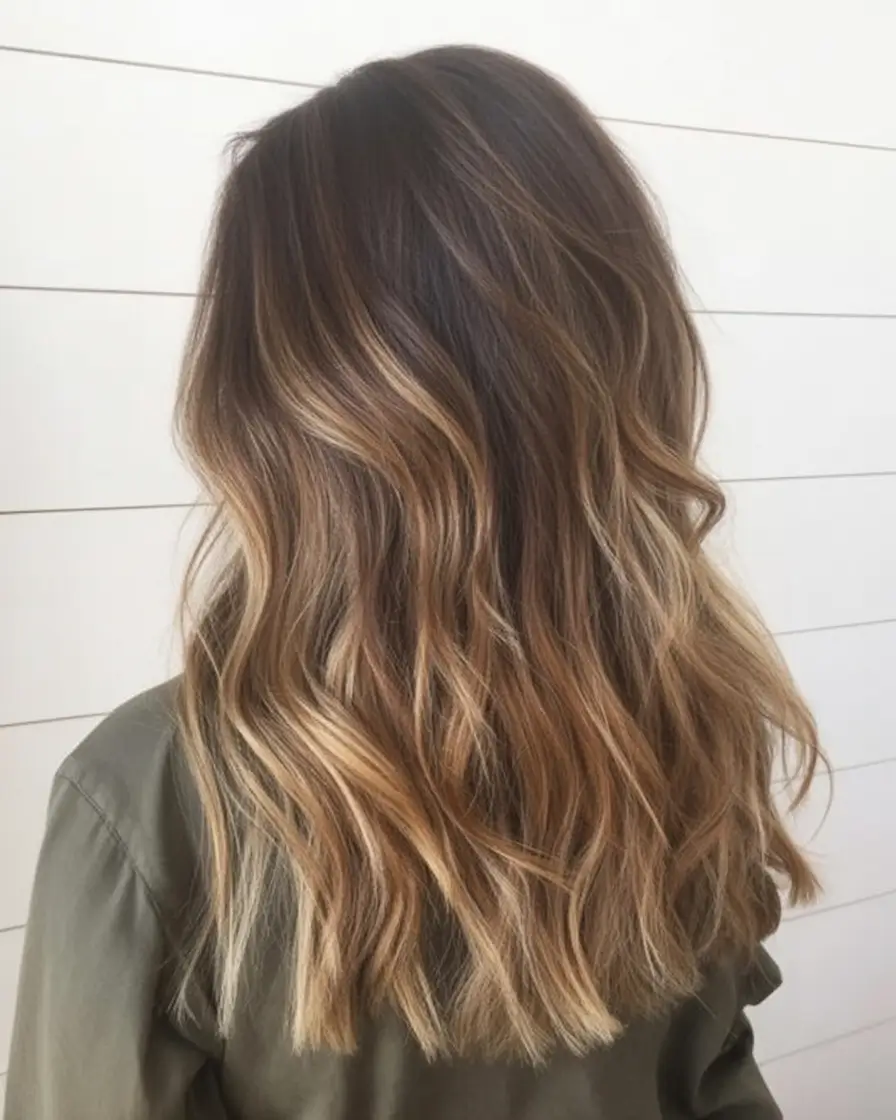 Winter 2025–2026 Balayage Hair Color Ideas That Redefine Winter Glow