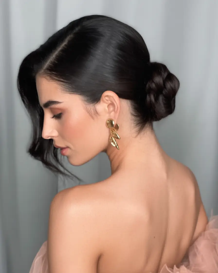 Cute Bun Hairstyles 2026: 26+ Chic & Easy Buns to Inspire Your Next Look
