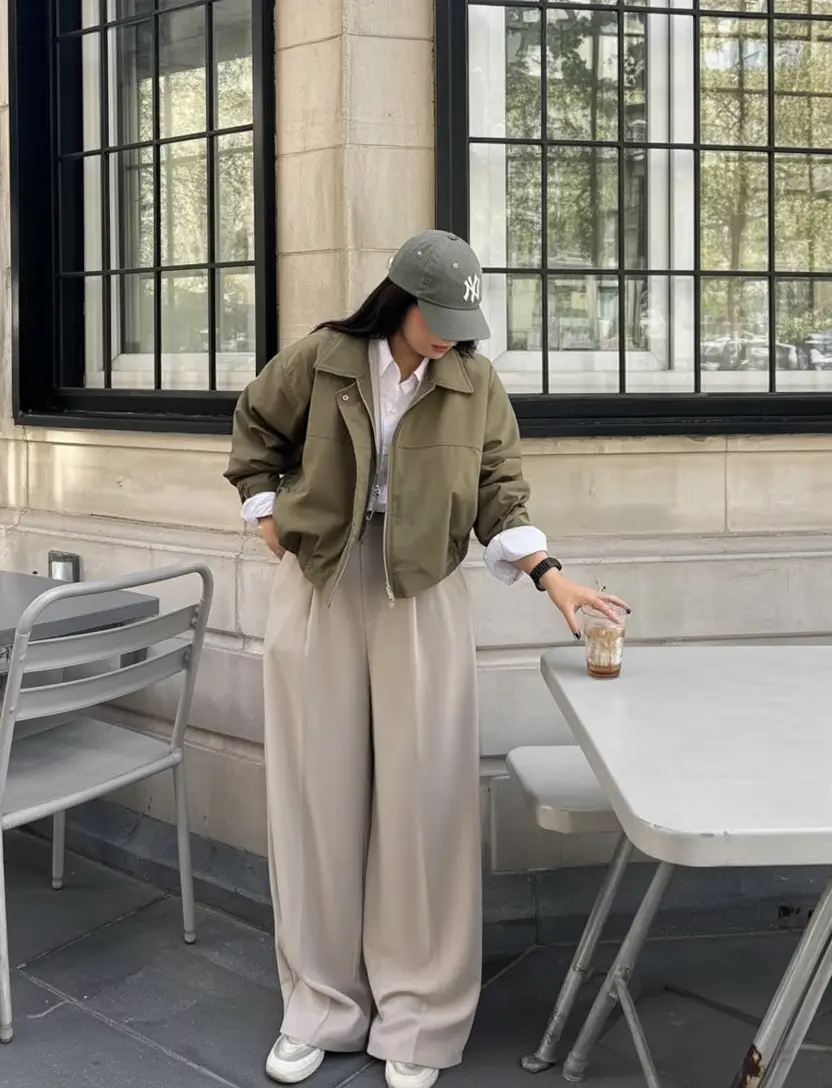 Trendy Street Style Outfits 2026: Casual, Chic & Effortless Looks to Try This Year